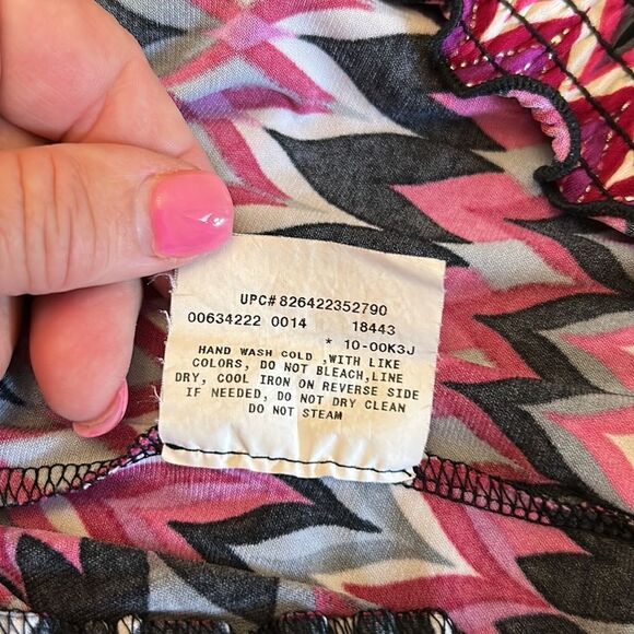 IZ Byer sleeveless pink black patterned blouse Size L - Picture 8 of 9